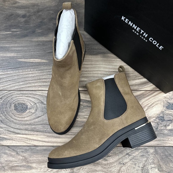 NIB Kenneth Cole Levon 2.0 Welt Chelsea Suede Ankle Boots Bootie Dark Taupe 8.5M - Picture 2 of 11